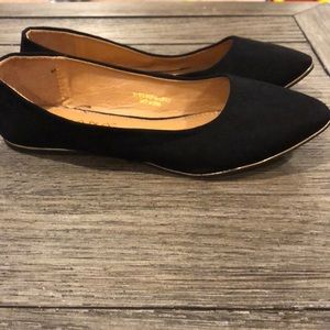 Liliana Velvet Black Flats with Gold Lining